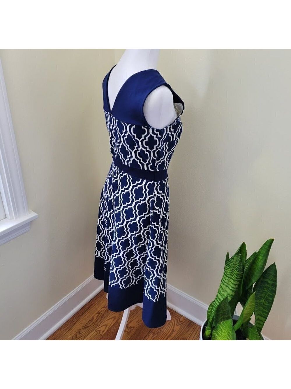 Land's End Fit & Flare Dress Sleeveless Geometric Print Stretch Navy Size 2 - Picture 6 of 14